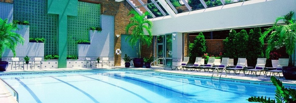 Royal Sonesta Hotel piscine intérieur