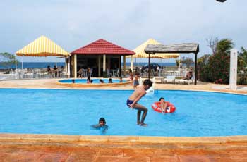 Club Playa Giron piscine
