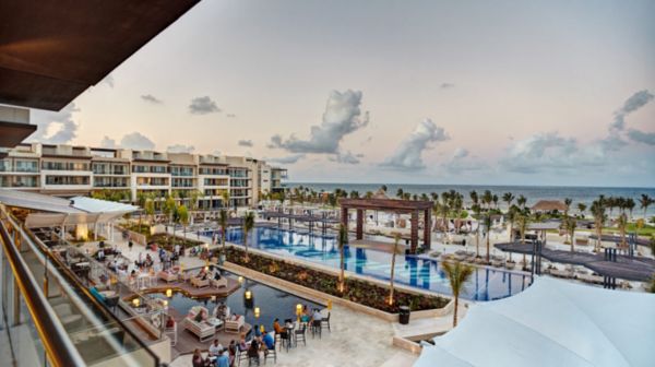 Royalton Riviera Cancun Resort And Spa extérieur
