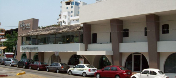 El Tropicano exterior