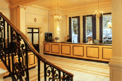 Columbia Hotel entrée