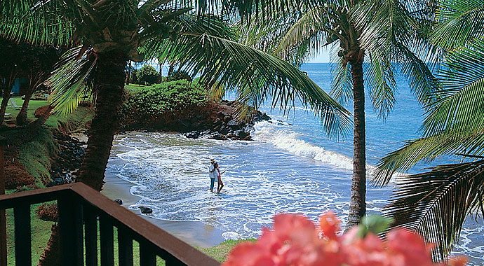 Aston Maui Lu Resort exterior