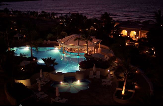 Pueblo Bonito Emerald Bay pool