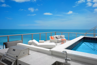 W South Beach penthouse piscine privée