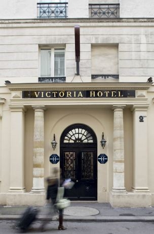 Hotel Victoria exterior