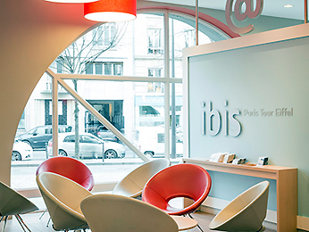 ibis Paris Tour Eiffel Cambronne exterior