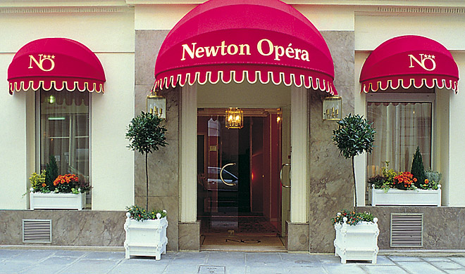 Newton Opera exterior