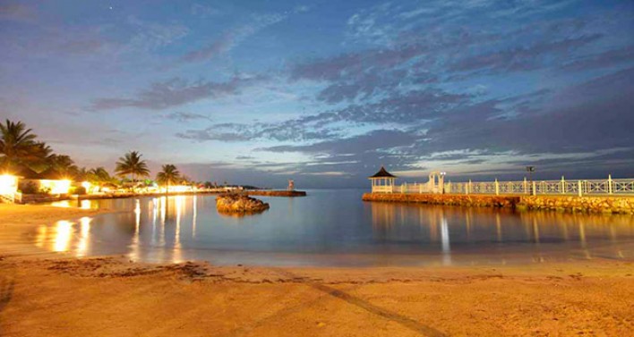 Royal Decameron Club Caribbean piscine