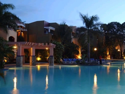 Casa Marina Reef Resort piscine le soir